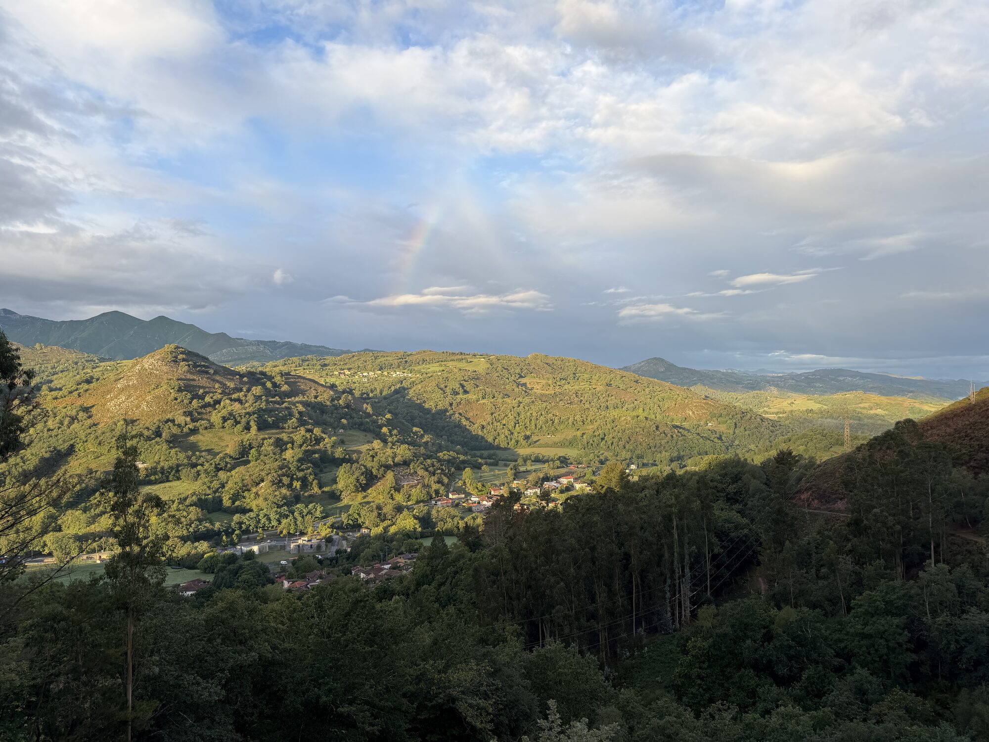 Vistas sobre el valle y Villar